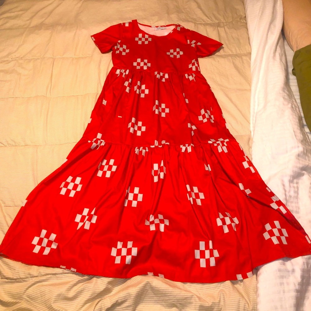 Mislook red patterned flowy maxi dress